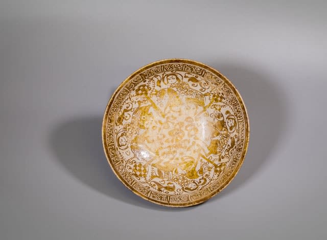 Kashan Lustre Bowl with Figural Decoration, 12th Century CE - 13th Century CE