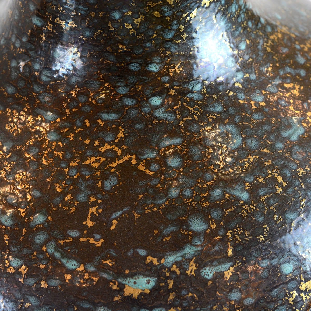 Qing Dynasty Porcelain Vase/Qianlong Reign, 1736 CE - 1795 CE