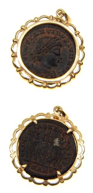 18 K Gold Pendant featuring a Bronze coin Of Emperor Constantine I, 307 CE - 337 CE