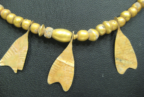 Gold Bead Necklace with Leaf-Shape Pendants, 300 BCE - 100 BCE