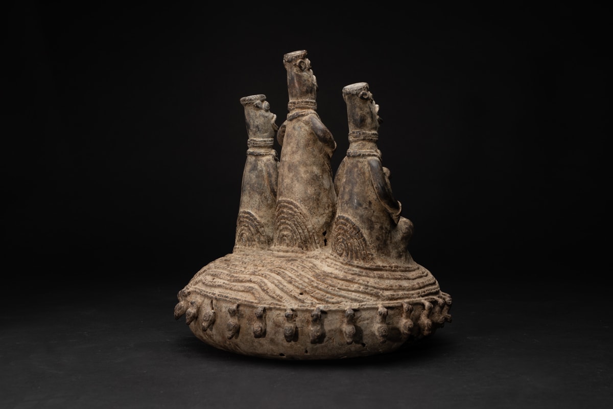 Komaland Bronze Sculpture Depicting Three Figures, 14th Century CE - 18th Century CE