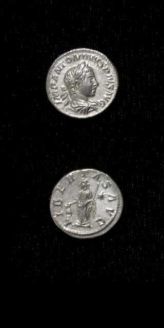 Silver Denarius of Emperor Elagabalus, 220 CE - 222 CE