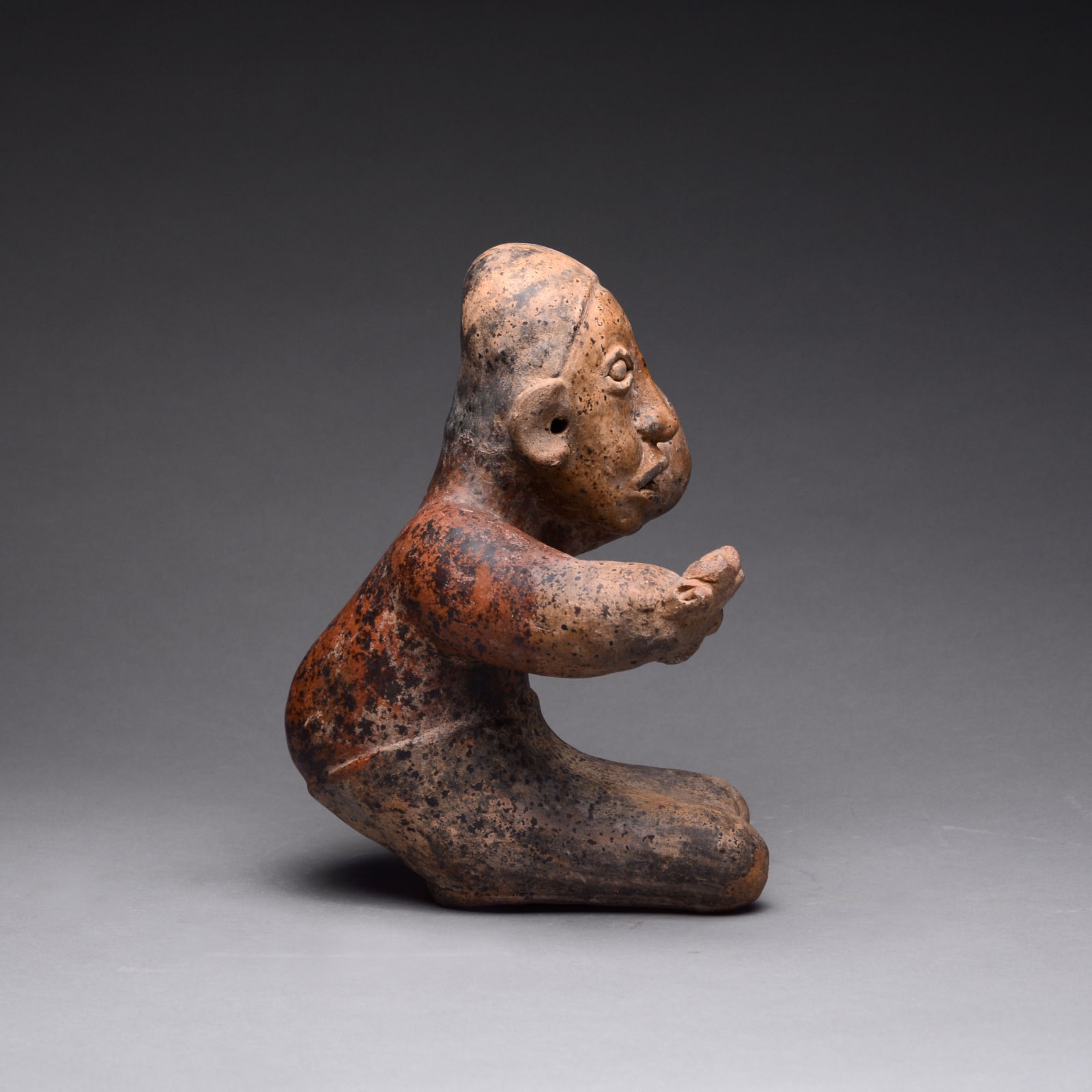 Ameca-Ezatlán Style Jalisco Terracotta Sculpture of a Seated Woman, 300 BCE - 300 CE