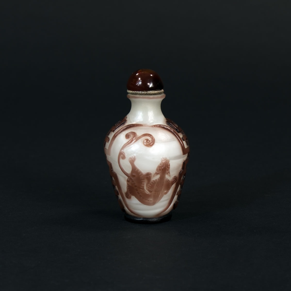 Peking Glass Snuff bottle, 1644 AD to 1912 AD