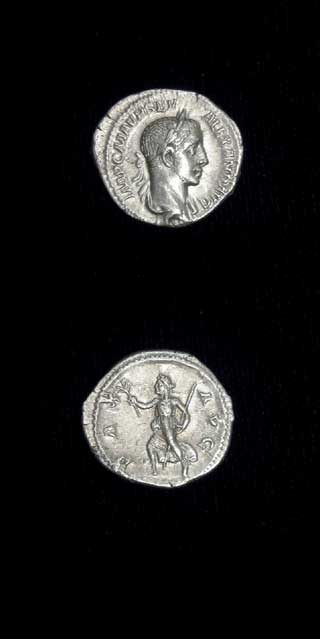 Silver Denarius of Emperor Severus Alexander, 222 CE - 228 CE