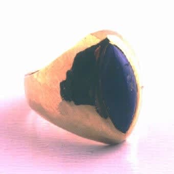 Lapis Lazuli Ring Set in 18k Gold