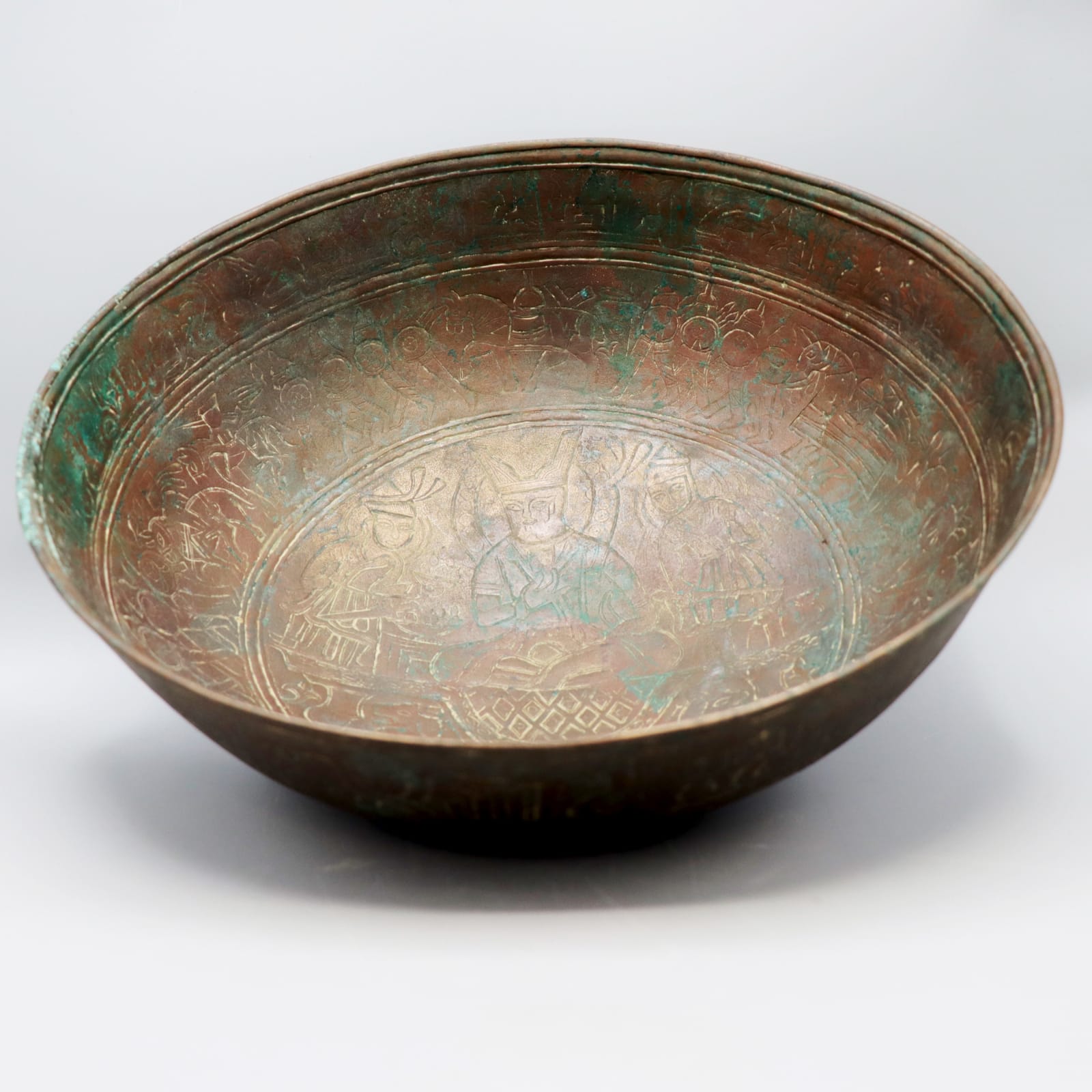 Ghaznavid Incised Figural Bowl, depicting a King, 12th Century CE