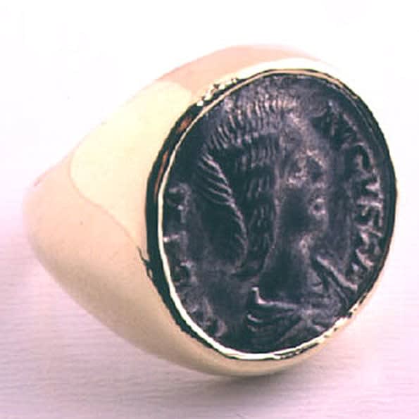 Silver Denarius Of The Roman Empress Julia Domna, 193 CE - 200 CE