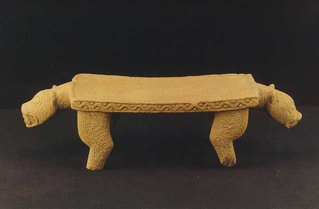 Atlantic Watershed Basalt Metate in the Form of a Double-Headed Jaguar, 500 CE - 1000 CE