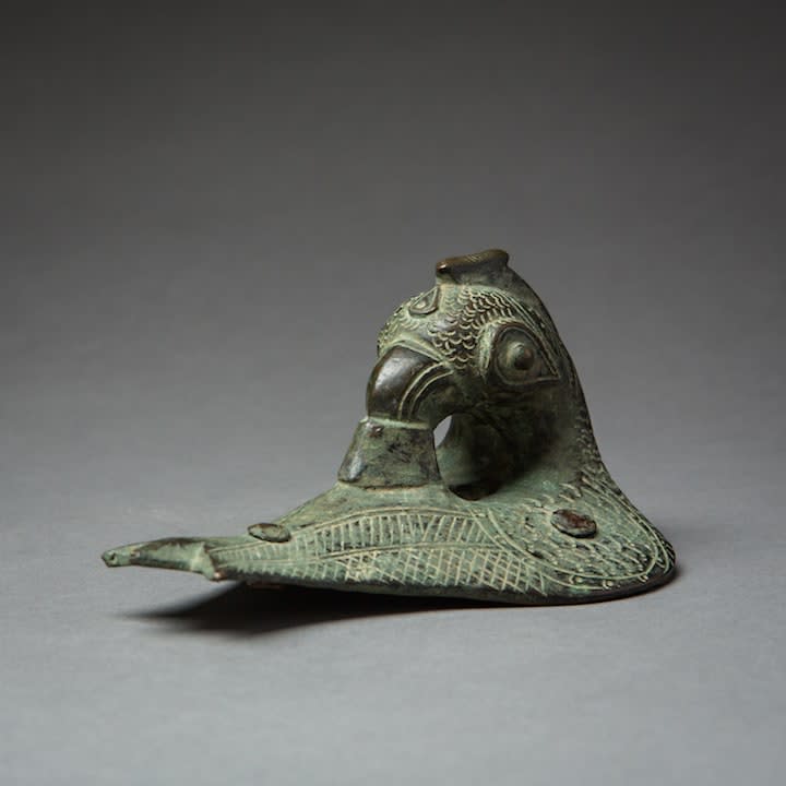 Bronze Bird Handle, 1100 CE - 1400 CE