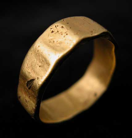 Hellenistic Gold Ring, 400 BCE - 100 BCE