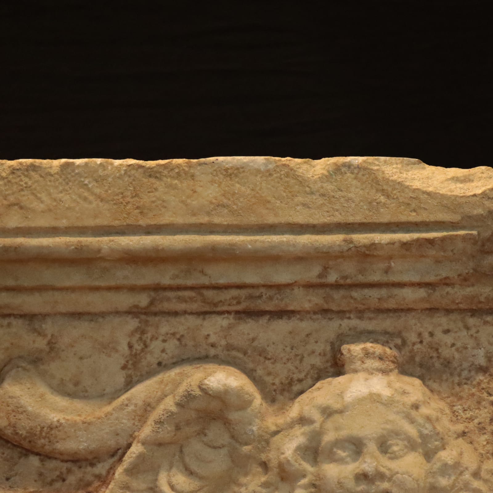 Roman marble fragment of a garland sarcophagus, 2nd Century CE