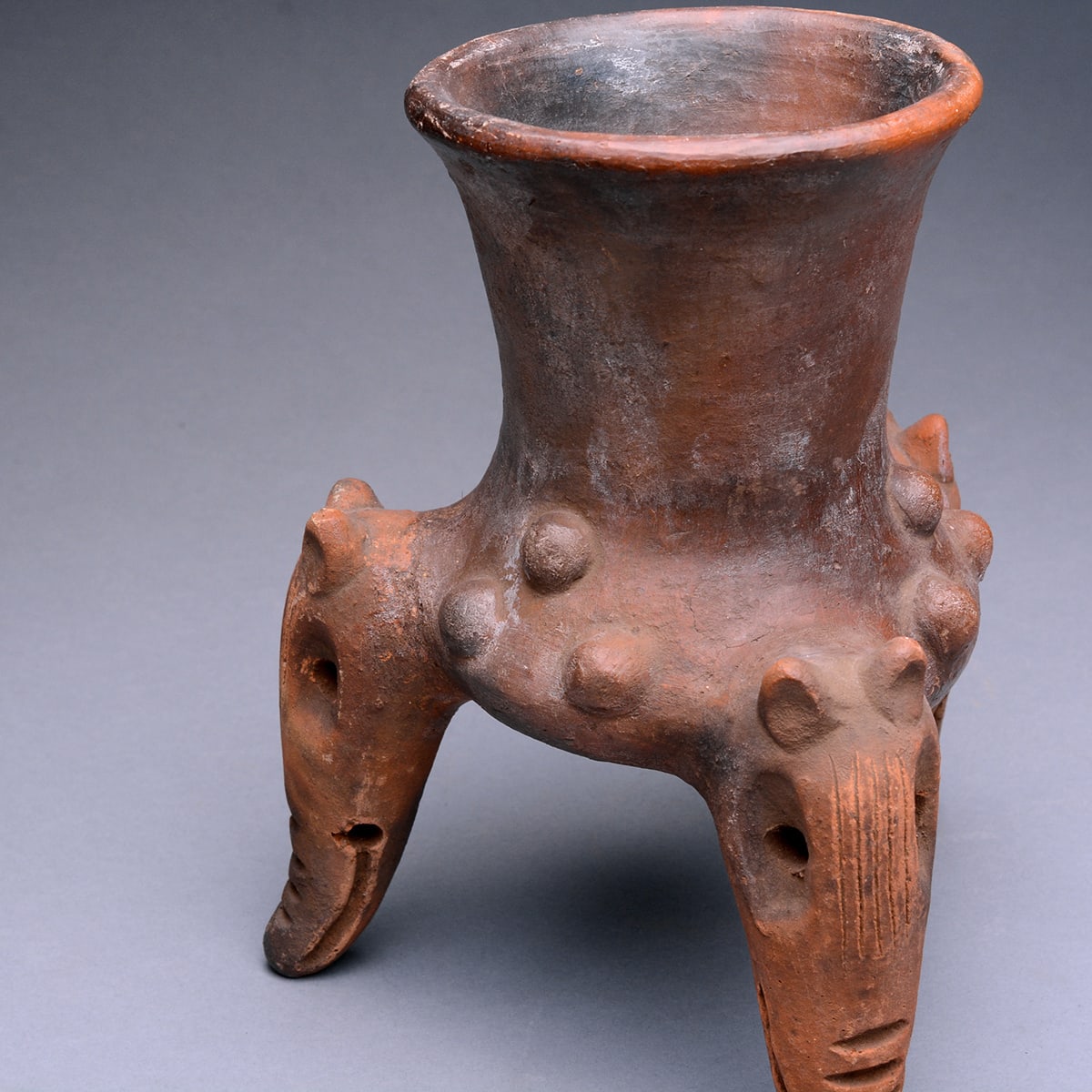 Tripod Vessel, 500 CE - 1000 CE