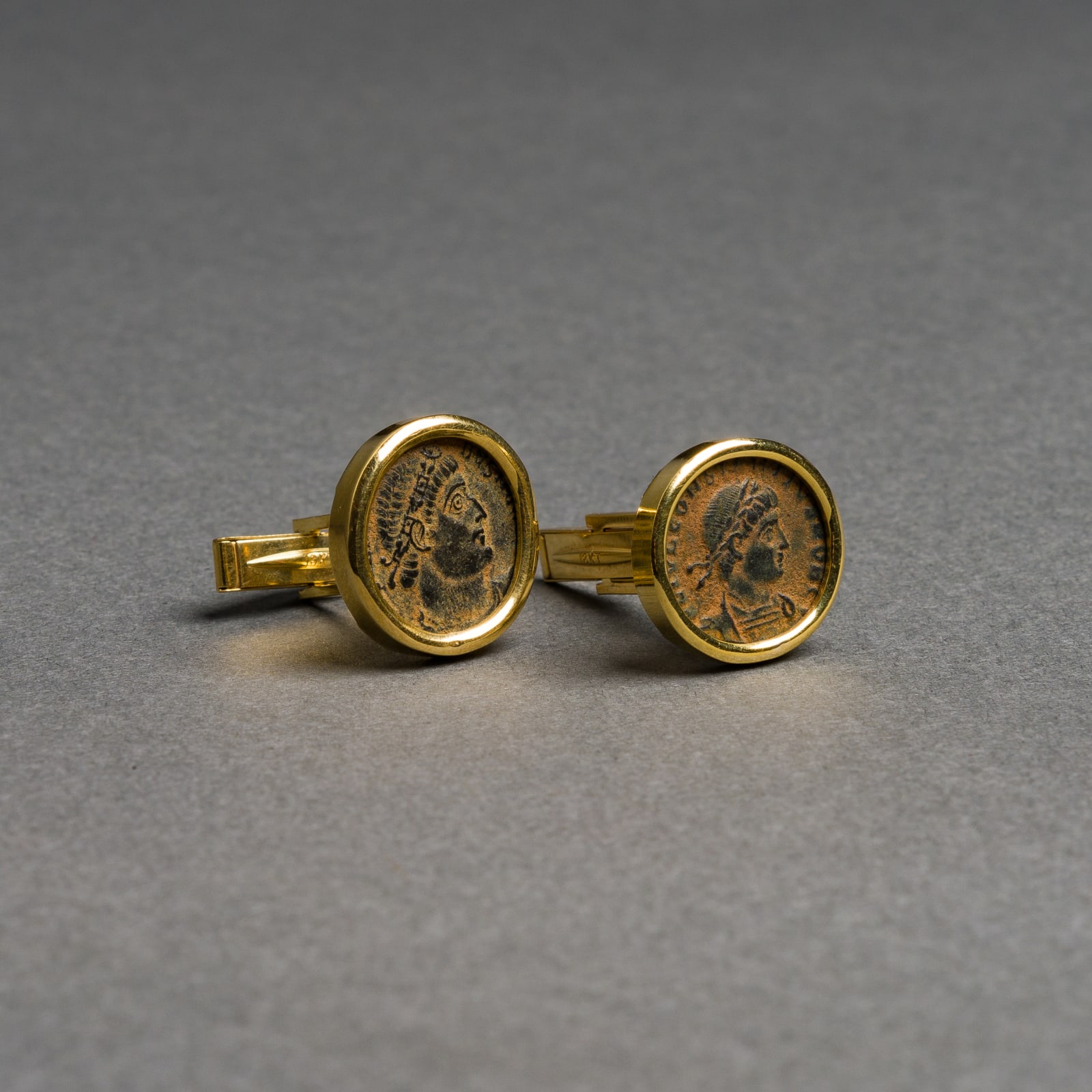 A Pair of Coin Cufflinks of Empreror Constantine I, 4th Century CE