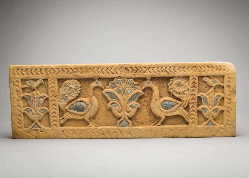 Limestone decorative plaque with birds and flowers, 300 CE - 700 CE