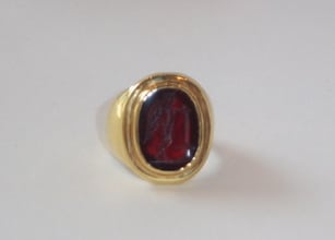 Gold Ring Featuring a Roman Carnelian Intaglio Depicting Victory, 100 CE - 300 CE