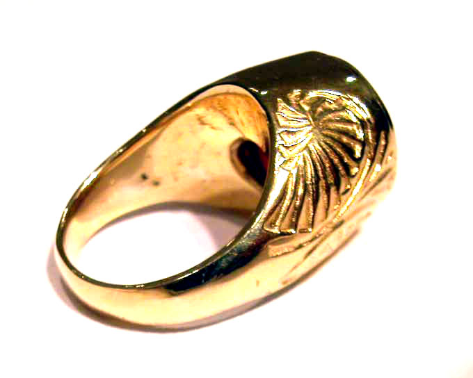 Gold Ring Featuring a Sassanid Intaglio Seal Depicting a Horse, 2nd Century CE - 6th Century CE