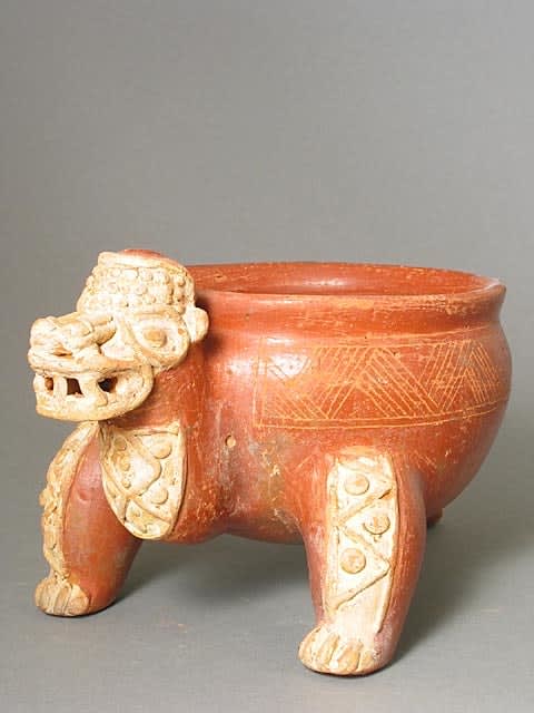 Atlantic Watershed Terracotta Tripod Suarian Effigy Bowl, 1000 CE - 1550 CE