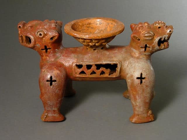 Bowl Supported by a Double-Headed Jaguar Effigy, 500 CE - 1000 CE