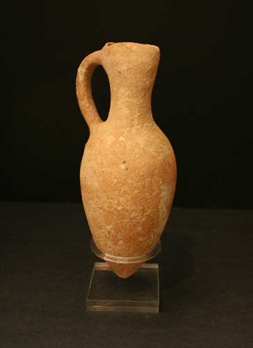 Middle Bronze Age Terracotta Decanter, 1900 BCE - 1600 BCE