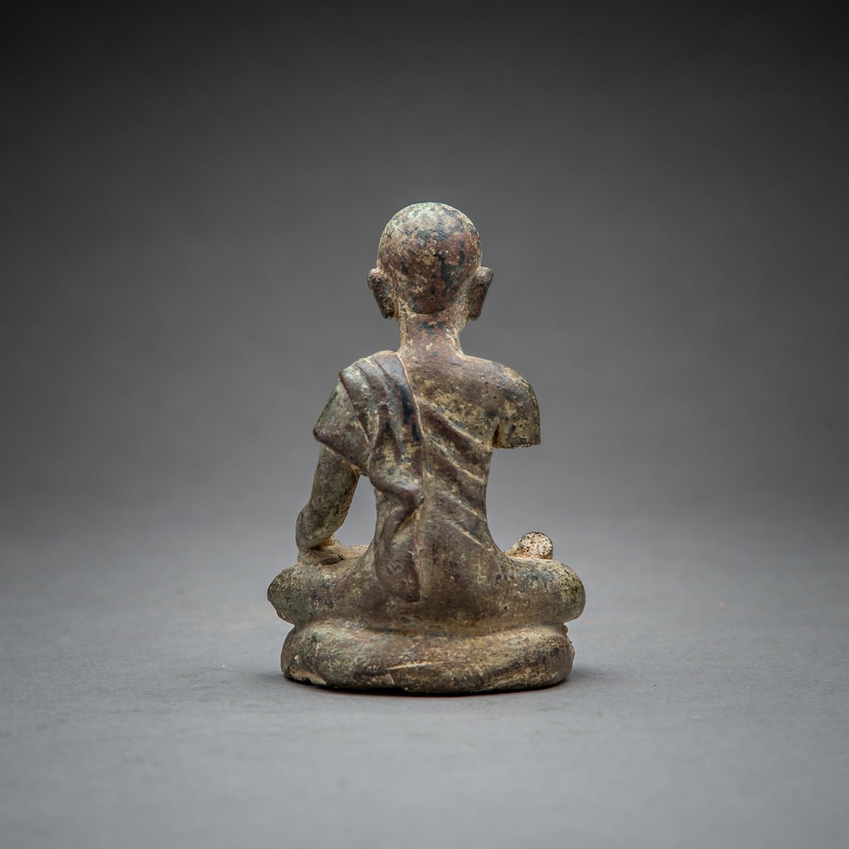 Bronze Seated Buddhist Disciple, 1600 CE - 1700 CE