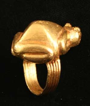 Akan Gold Ring Depicting a Frog, 18th Century CE - 19th Century CE