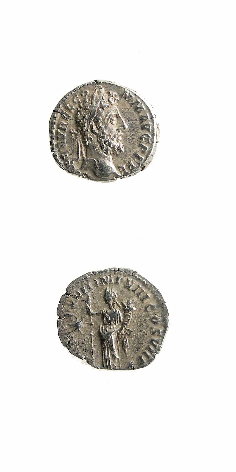 Silver Denarius of Emperor Commodus, 180 CE - 192 CE