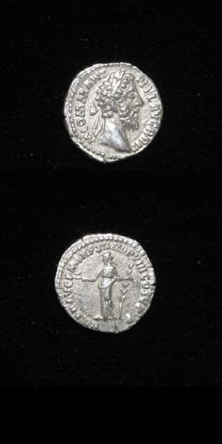Silver Denarius of Emperor Commodus, 180 CE - 192 CE