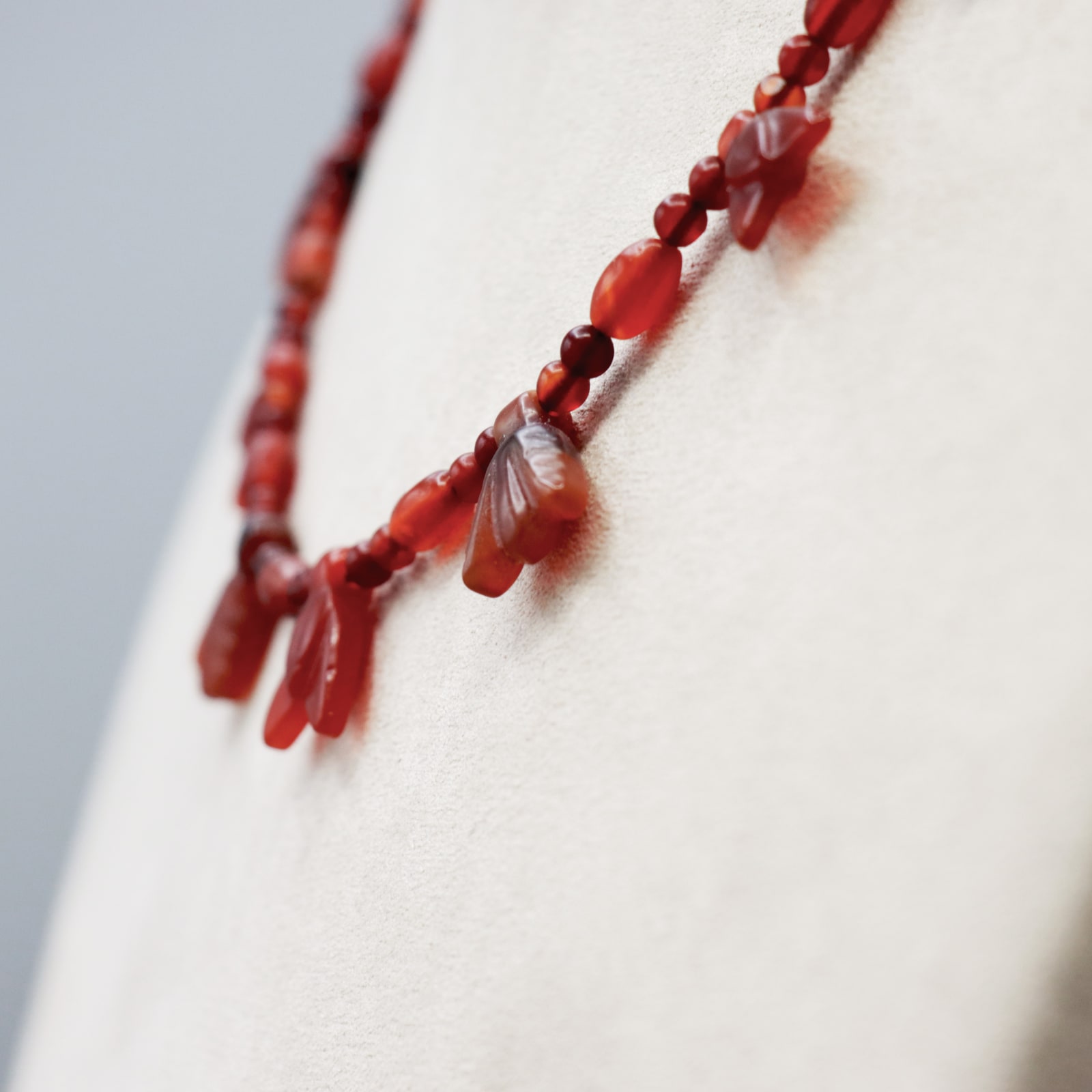 Amulet Necklace, with Flies, 1353 BC - 1292 BC