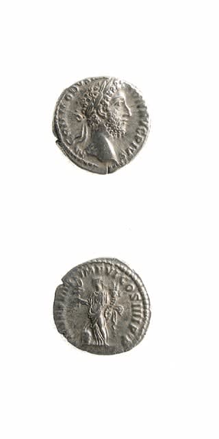 Silver Denarius of Emperor Commodus, 180 CE - 192 CE