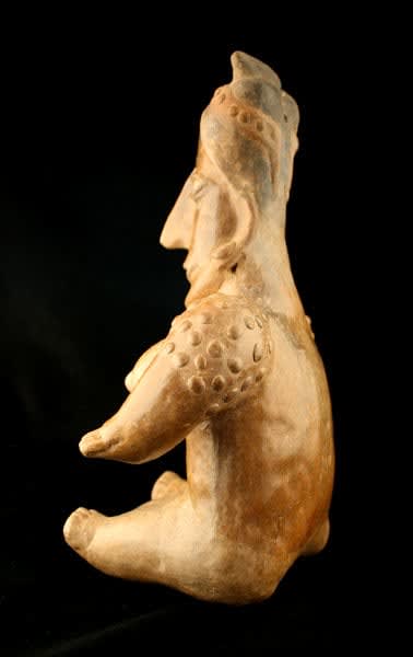 Ameca-Ezatlán Style Jalisco Terracotta Sculpture of a Seated Woman, 300 BCE - 300 CE