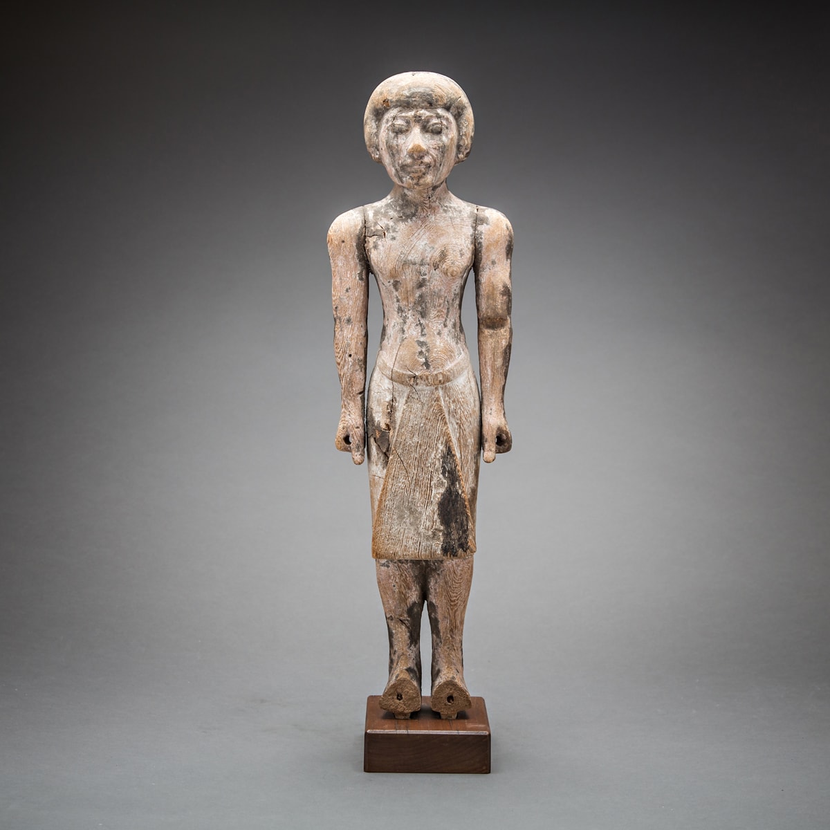 New Kingdom male wooden statuette, 1450 BCE - 1070 BCE