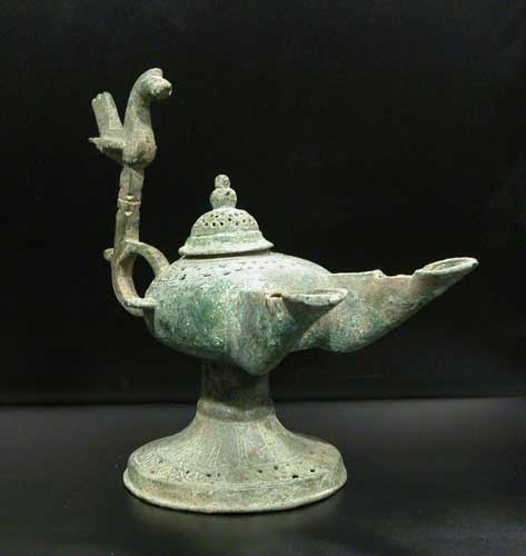 Seljuk Bronze Double-Wicked Oil Lamp, 11th Century CE - 12th Century CE