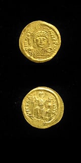 Byzantine Gold Solidus of Emperor Justin II, 565 CE - 578 CE