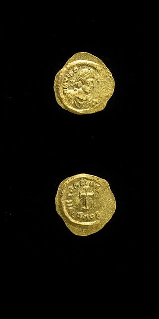 Byzantine Gold Tremissis of Emperor Maurice Tiberius, 582 CE - 602 CE