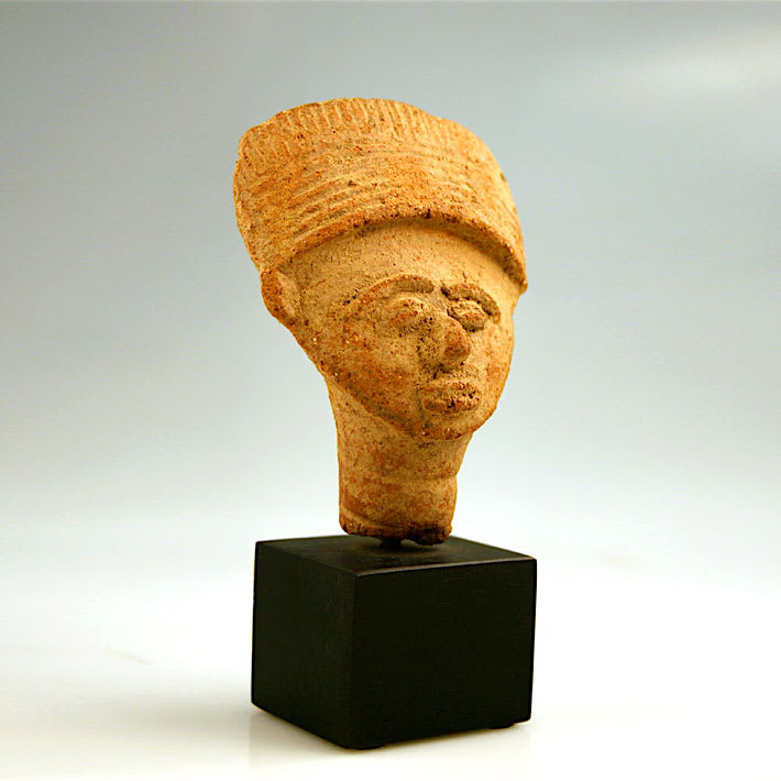 Asante Terracotta Bust, Asante Terracotta Bust