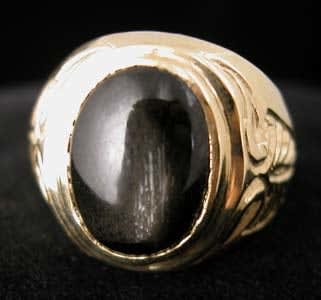 Gold Ring with Cabochon Black Cross Star Sapphire