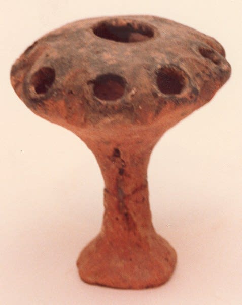 Roman Period Terracotta Standing Oil Lamp, 50 BCE - 150 CE