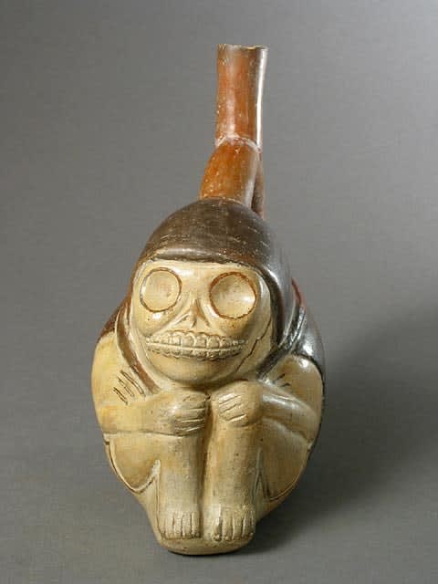 Moche Squatting Corpse Stirrup Vessel, 200 CE - 600 CE