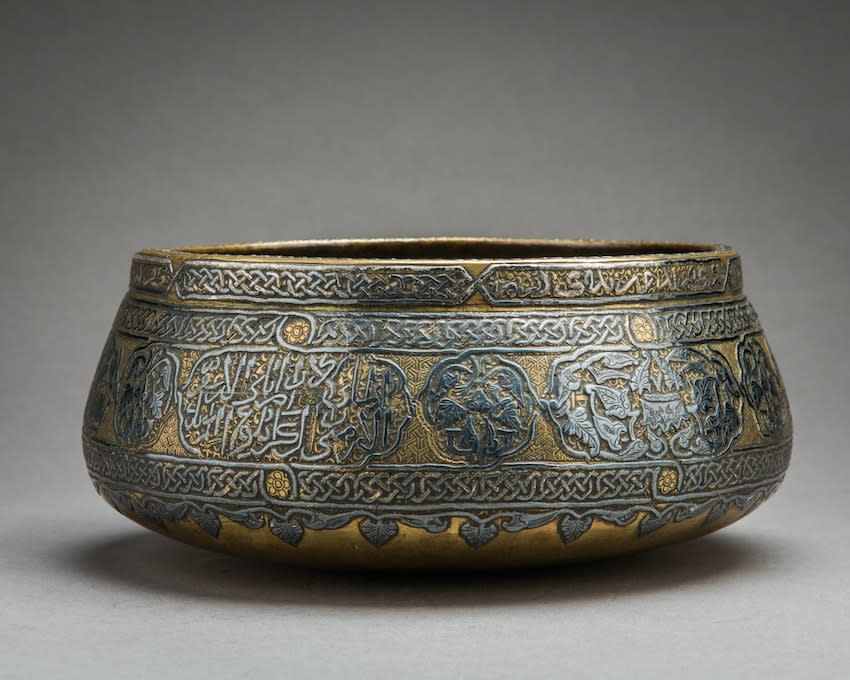 Brass silver inlaid bowl, 1850 CE - 1900 CE