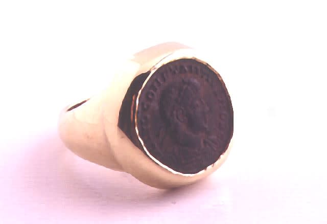 Bronze coin of Roman Empeorr Constantine II, 337 CE - 340 CE