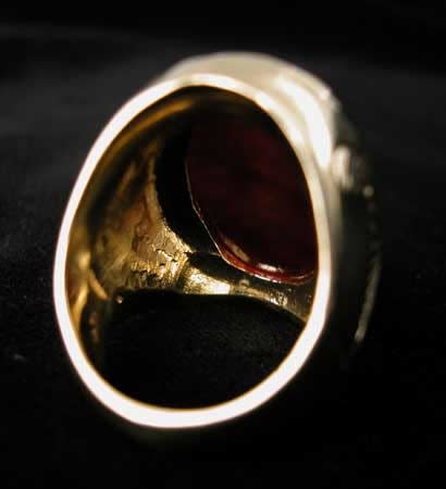 Gold Ring with Classical Revival Carnelian Intaglio of a Deity, 18th Century CE