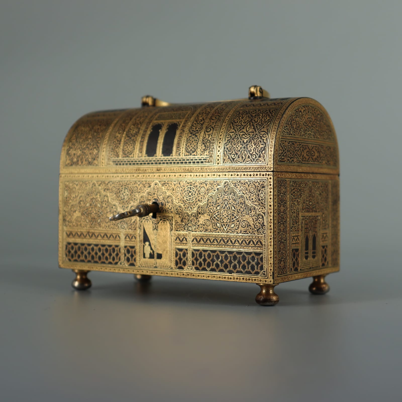 Toledo Workshop Damascened Jewellery Casket, 19th Century CE - 20 CE