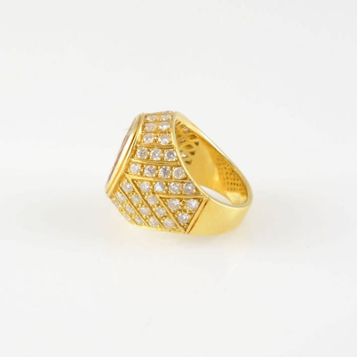 Gold Ring Featuring a Roman Carnelian Intaglio Depicting Minerva and Fortuna, 100 CE - 300 CE