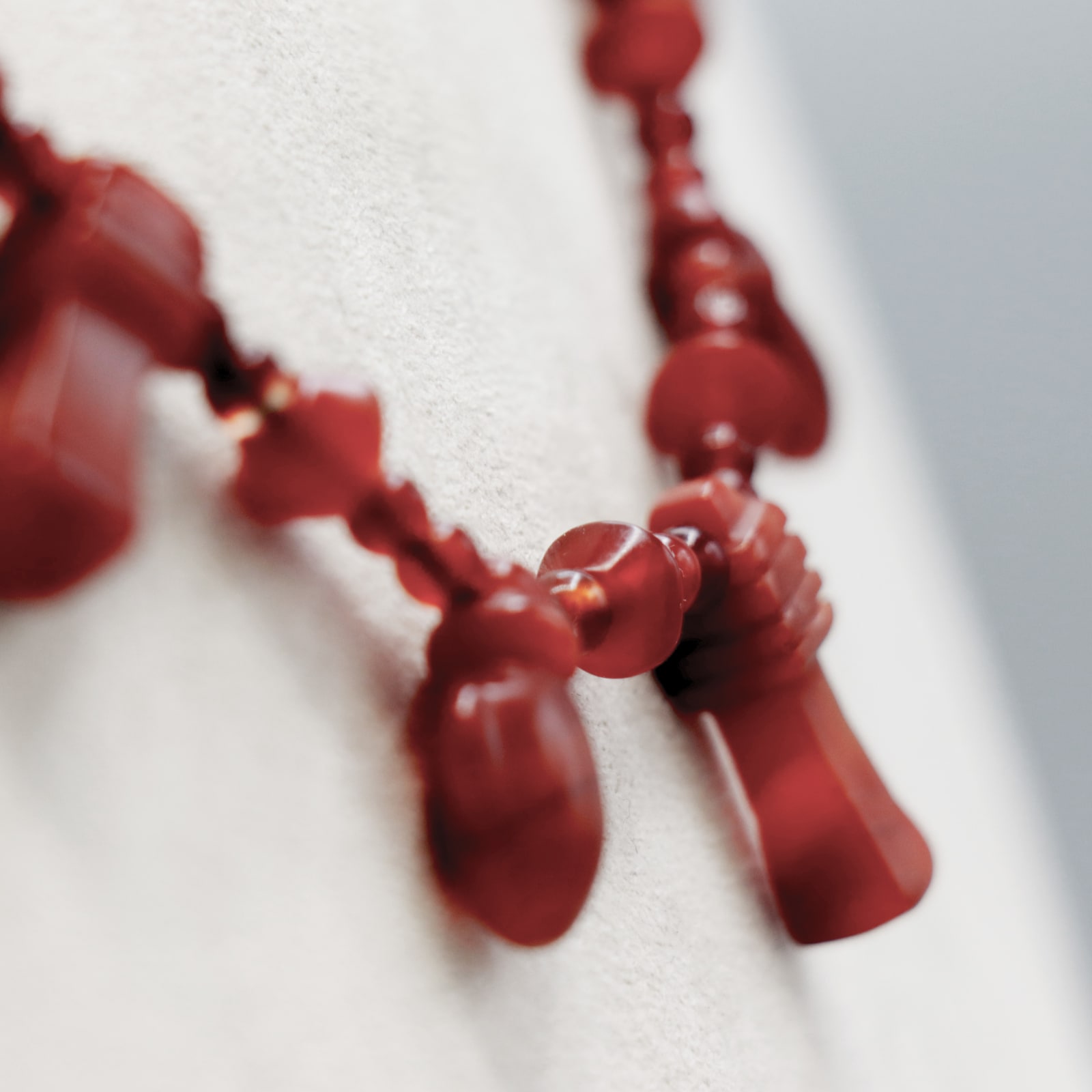 Amuletic Necklace, with Hearts and Djed-Pillars, 1353 BC - 1292 BC