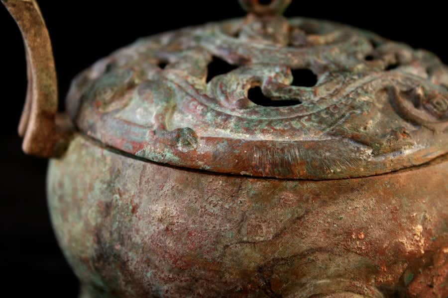 Warring States Small Bronze Ding, 475 BCE - 221 BCE