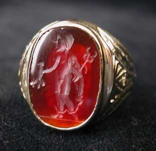Gold Ring with Classical Revival Carnelian Intaglio of a Deity, 18th Century CE