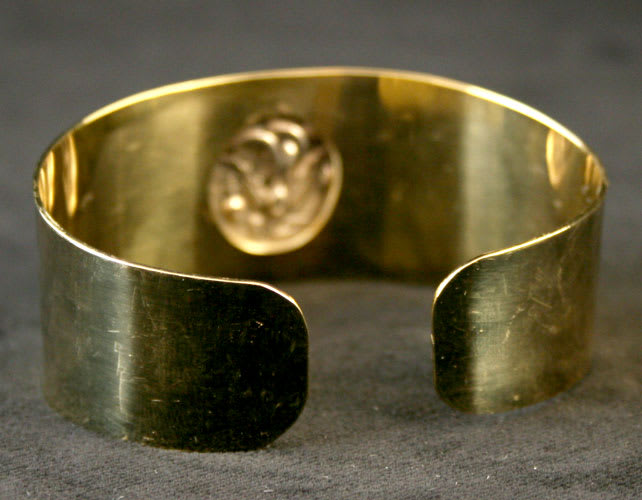 18 Karat Gold Bracelet Featuring a Silver Stater of Rhodes, 4 Century BCE - 3rd Century BCE
