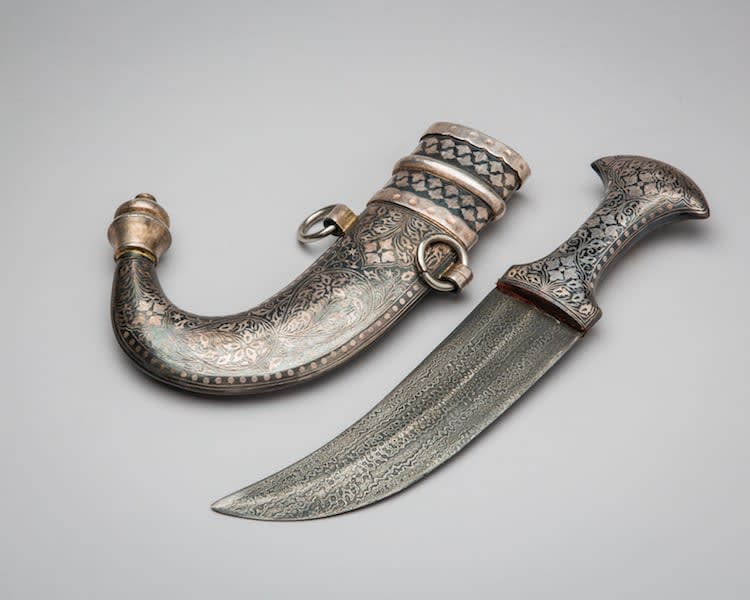Silver Janbiya type dagger with short curved blade., 20th Century CE