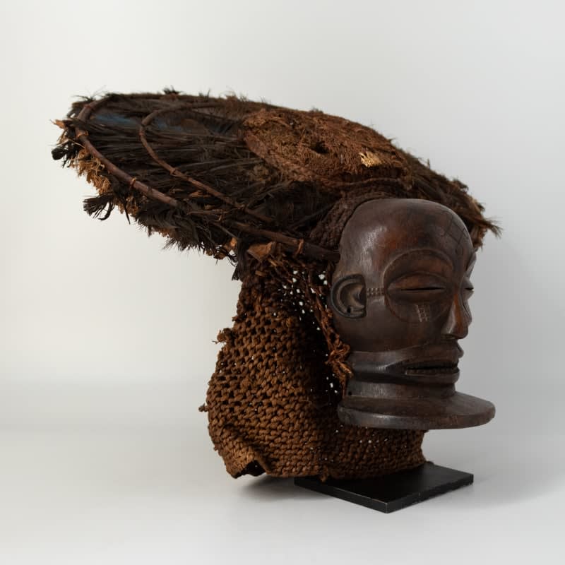 Chokwe Cihongo Mask, Nineteenth to Twentieth Century AD
